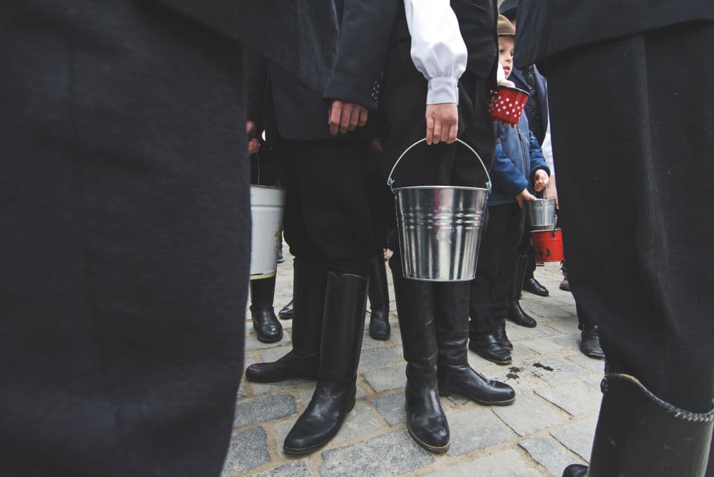 Traditional costumes and folk traditions at Easter Festival in Hollók?, UNESCO World Heritage-listed village in the Cserhát Hills of the Northern Uplands, Hungary. (Photo by: VWPics/Universal Images Group via Getty Images)