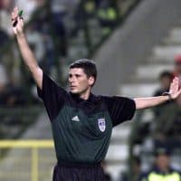 (GERMANY OUT)   Fussball  International Europameisterschaft  2000 
Eroeffnungsspiel im Koenig  Baudouin - Stadion in Bruessel
Belgien  - Schweden
Schiedsrichter Markus Merk (GER)   (Photo by Pressefoto Ulmerullstein bild via Getty Images)