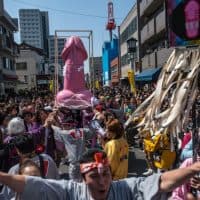 Carl Court / Getty Images