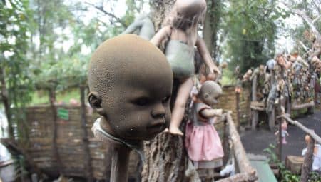 Pokol kapuja, Csontok kápolnája és fákon lógó babák – bolygónk legijesztőbb helyei