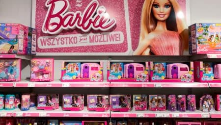 Transznemű, Down-szindrómás, elnök: a Mattel legikonikusabb Barbie babái