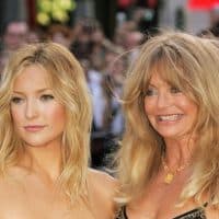 LONDON - JULY 20: Actresses Kate Hudson (L) and her mother Goldie Hawn arrive at the UK Premiere of "The Skeleton Key" at Vue Leicester Square on July 20, 2005 in London, England. (Photo by Dave Hogan/Getty Images)